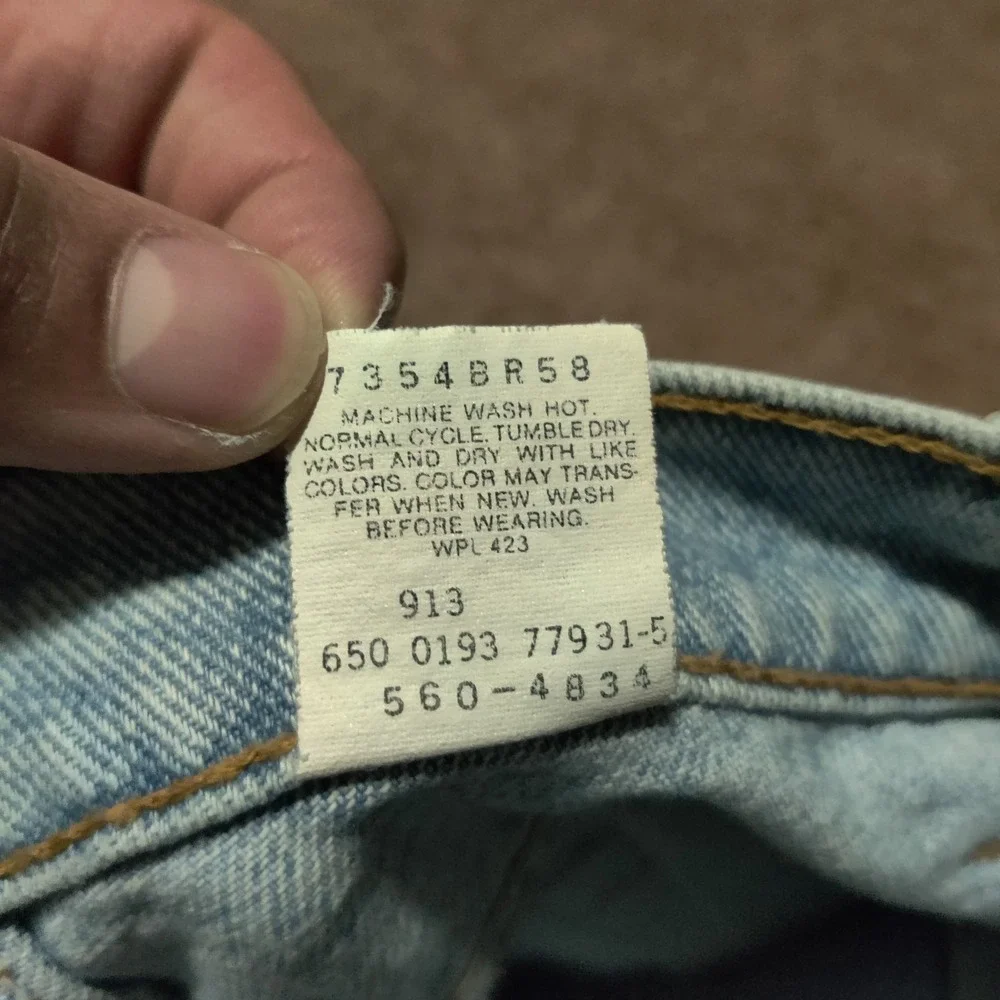 Vintage Levis 560 Jeans Mens 38 x 28 Blue Tapered Hemmed‎ Made in USA 90s Denim